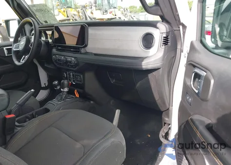 2024 Jeep Wrangler Sahara 4Xe из США, поврежденный, VIN 1C4RJXP68RW232069